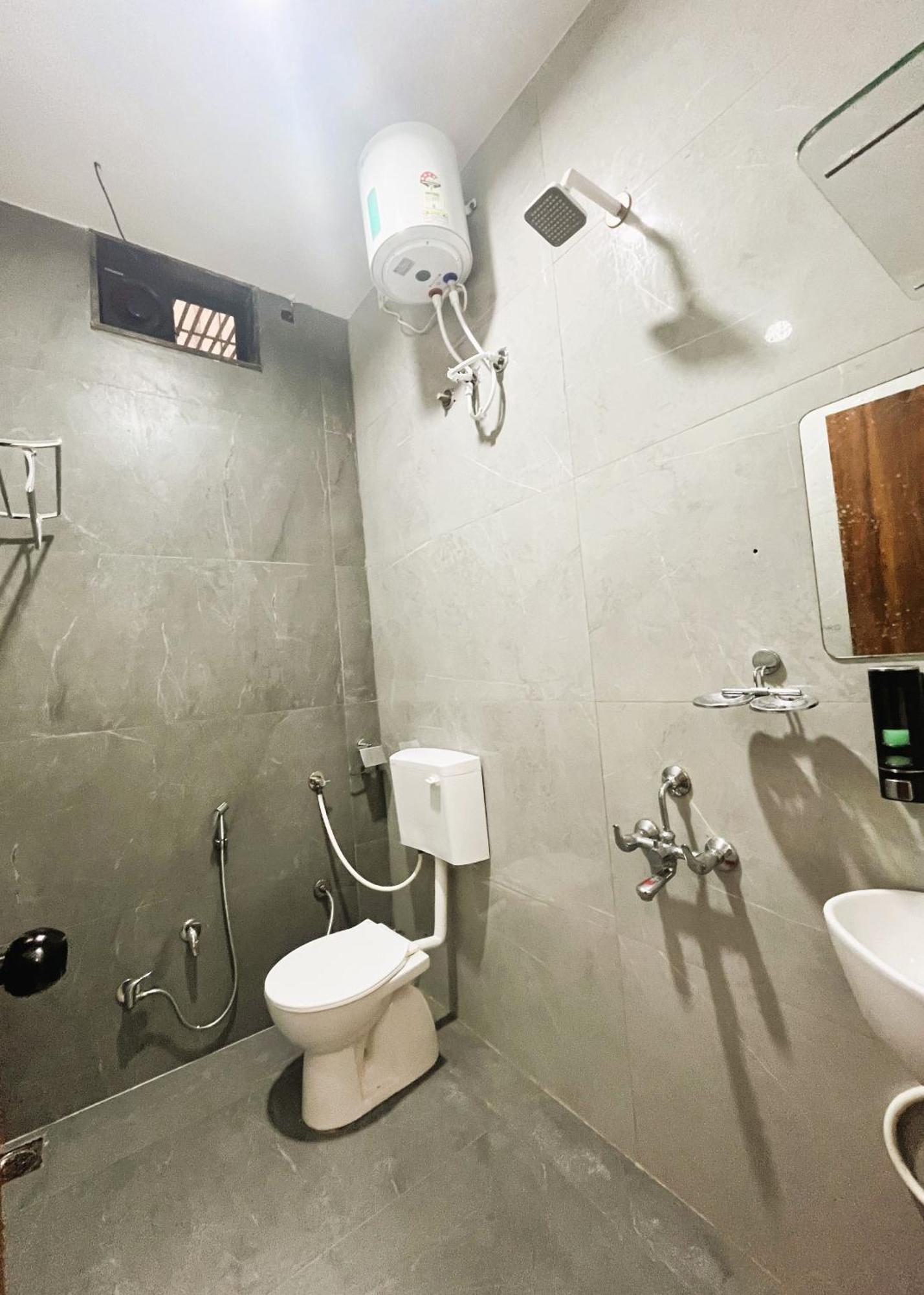 Shree Stay Inn Luxe' Holiday Home Ujaim Exterior foto